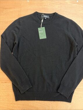Quince Men's Crewneck 100% Cashmere Sweater in Black